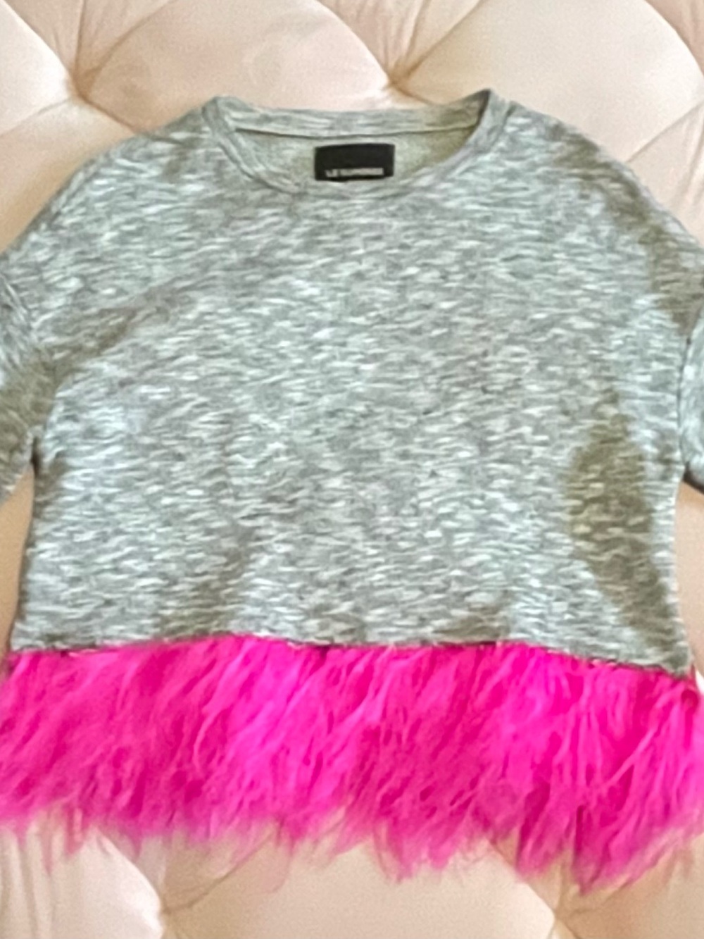 Le Su LSuperbe "House Party" top